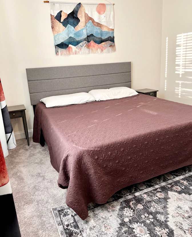 Alcove Rooms's room