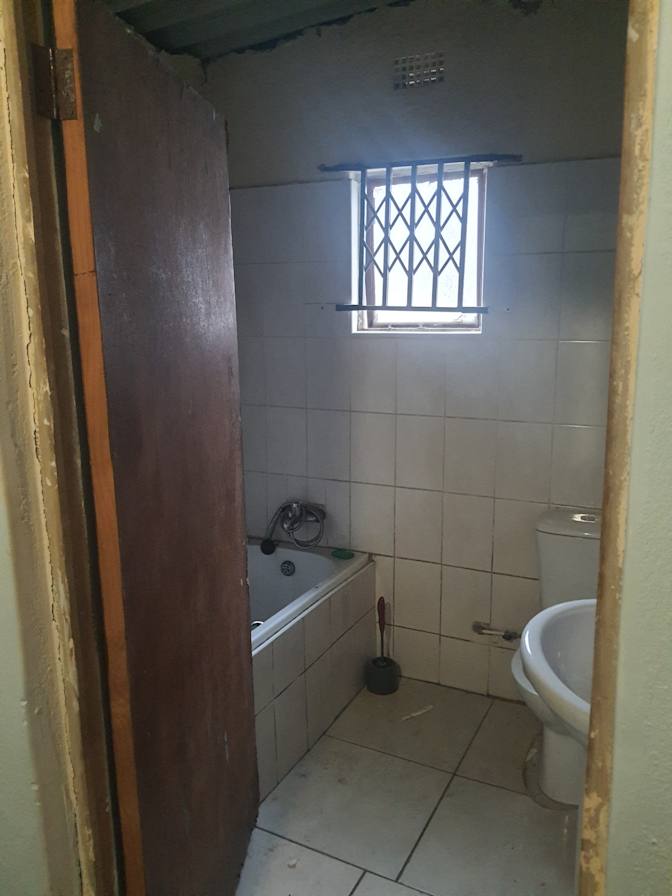 Phumzile's room