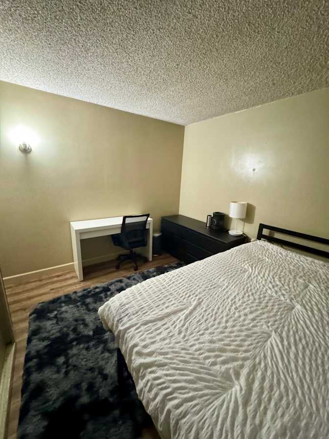 victoria ezell's room