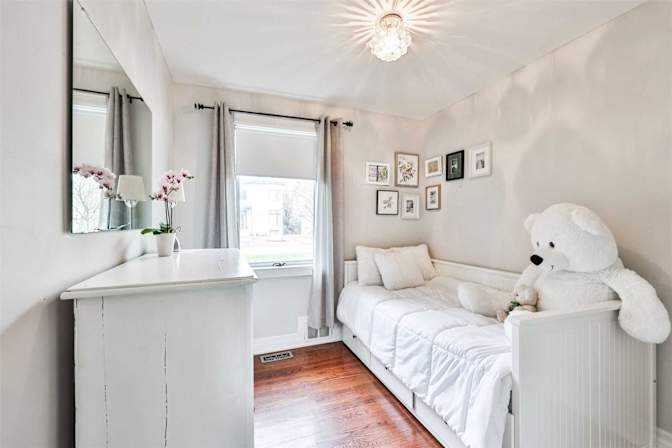 Bali Sekhon's room