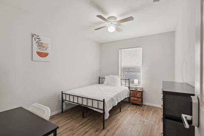 PadSplit's room