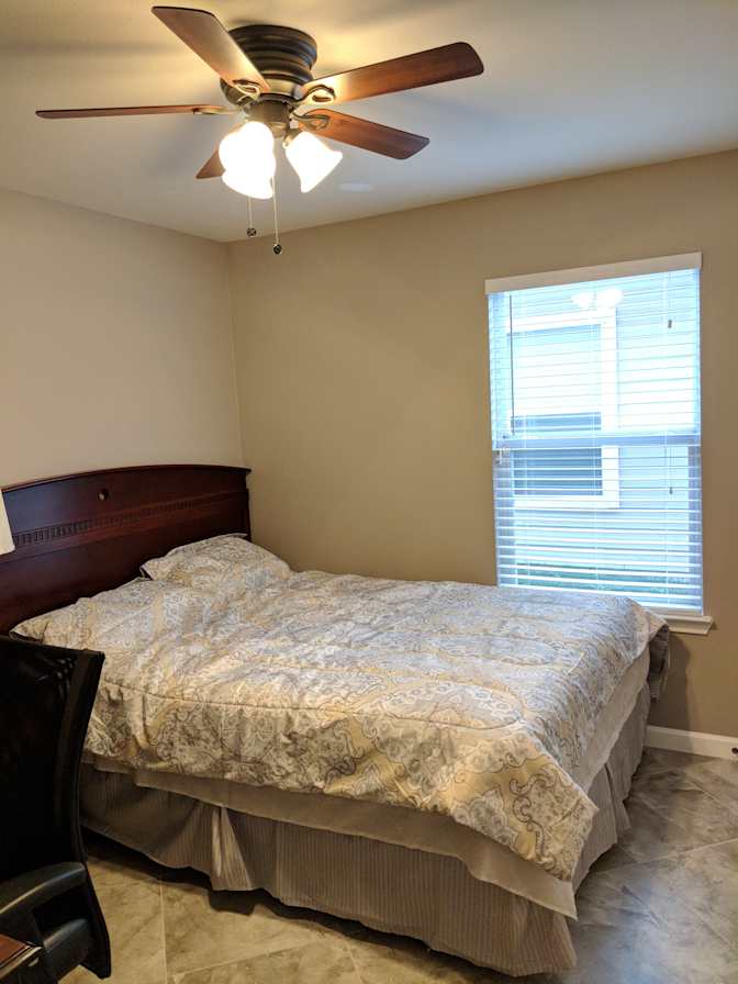 Akbar's room