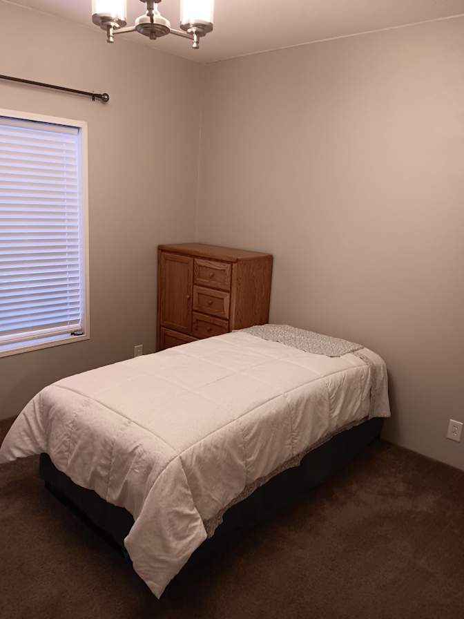 Gordon's room