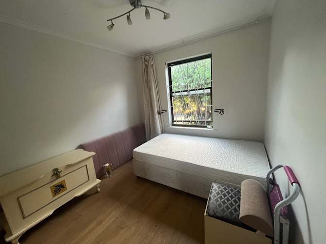 Pearl's room