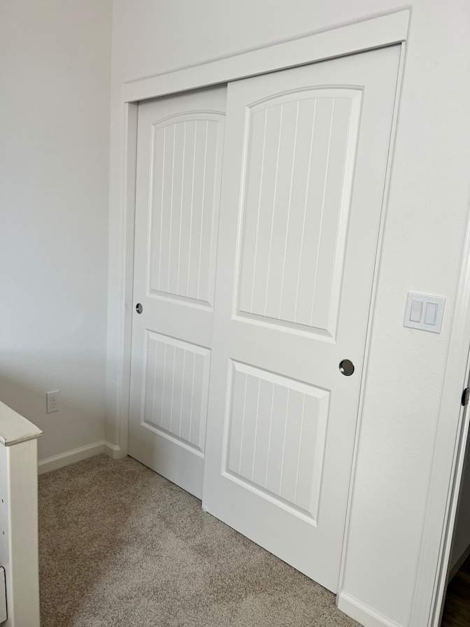 Jin's room