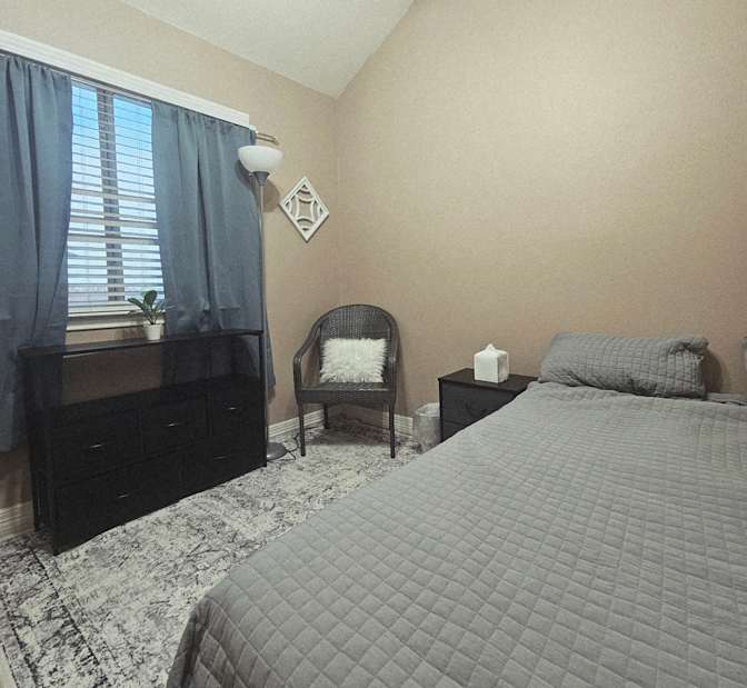 Lee Villagomez's room