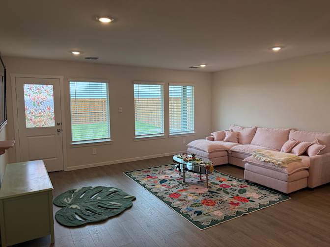 Esmeralda Williams's room