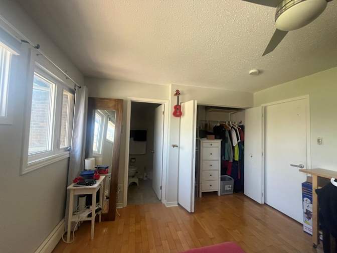Fernando's room