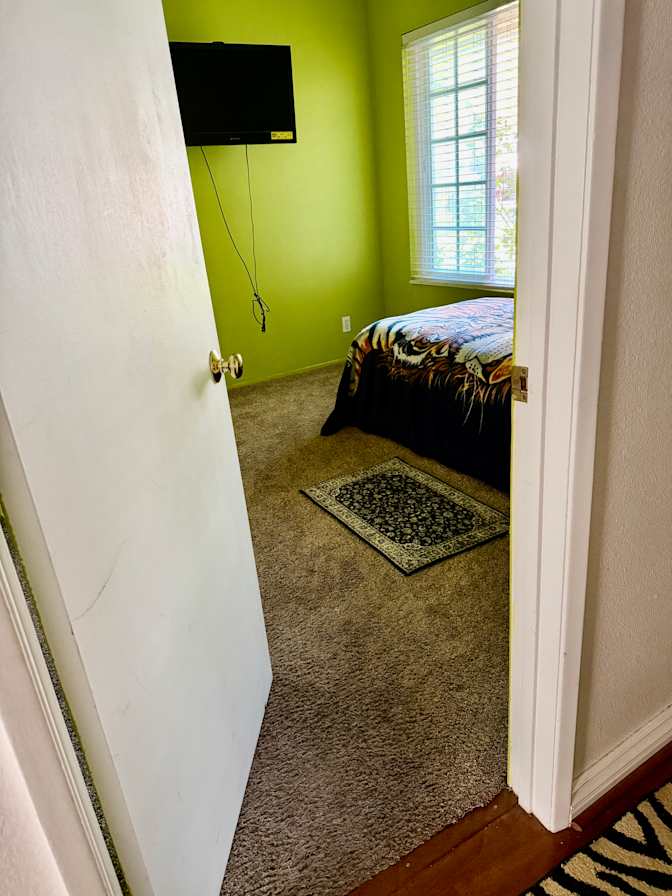 Evangeline Constantino's room