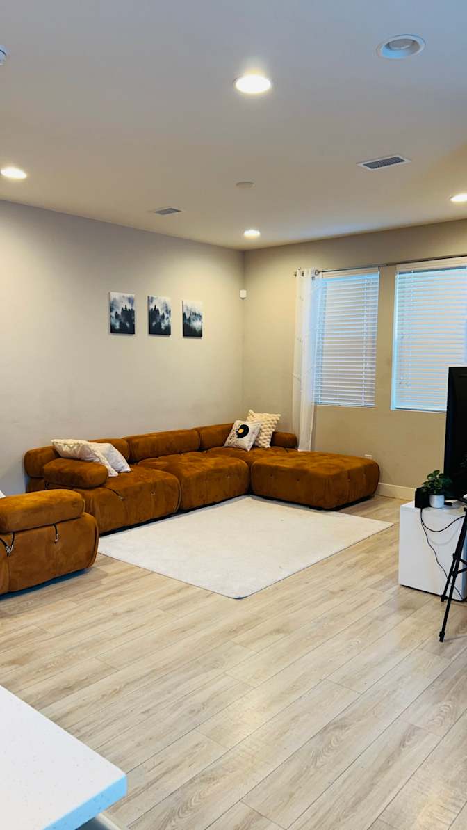 Jay's room