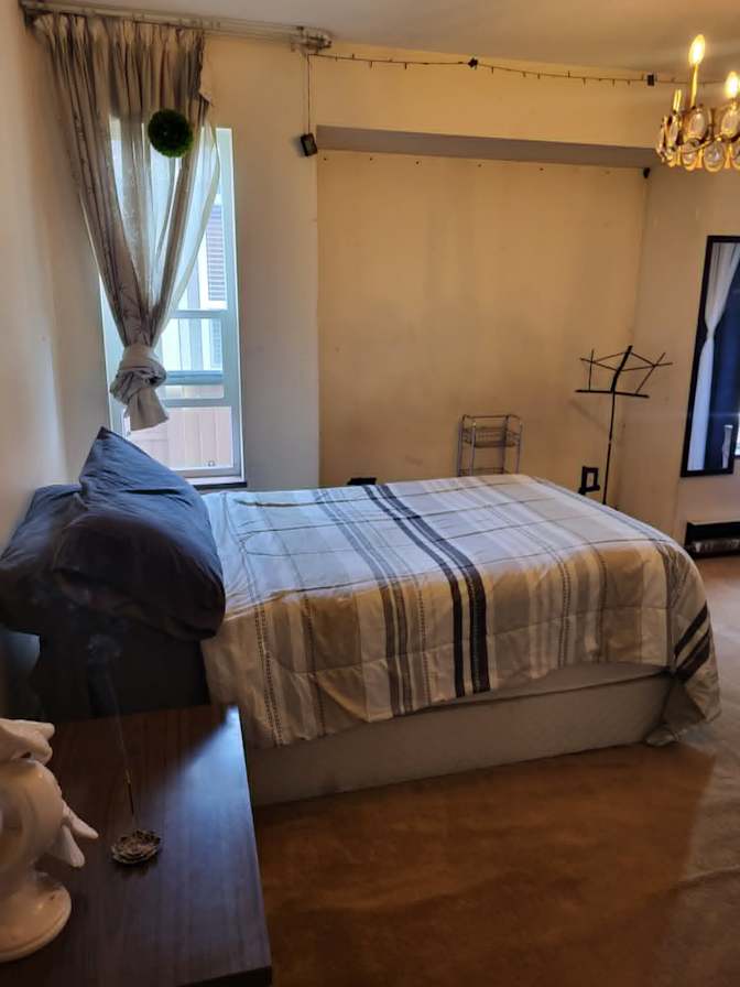 Eddy's room