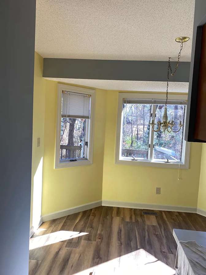 Alcove Rooms's room