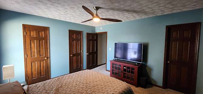 David M.'s room