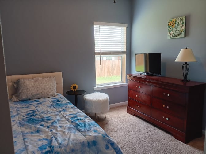 Cindy's room