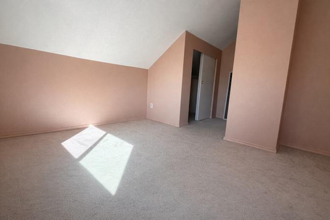 Renan's room