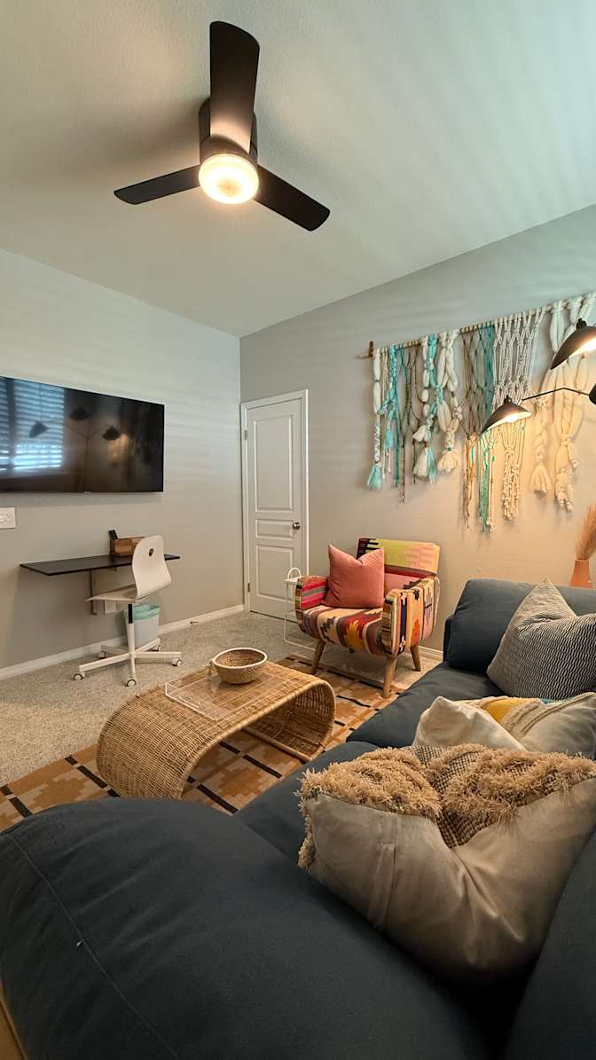 Jennifer's room