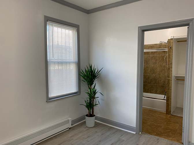 Studio's room
