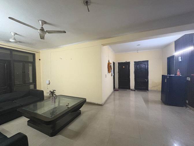 Matti choudhary's room