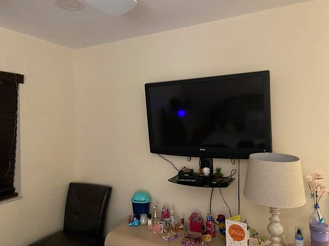Ellen's room