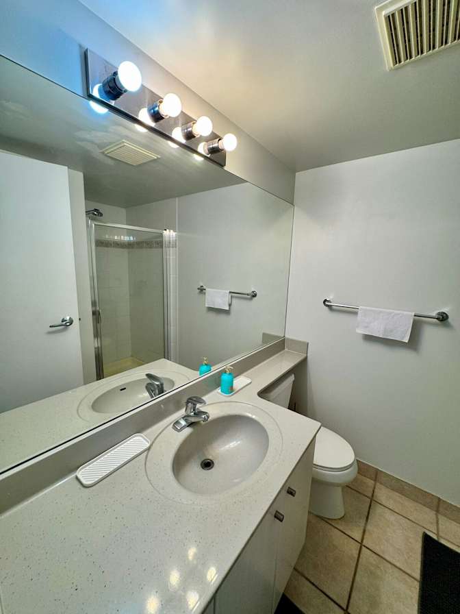 Van House's room