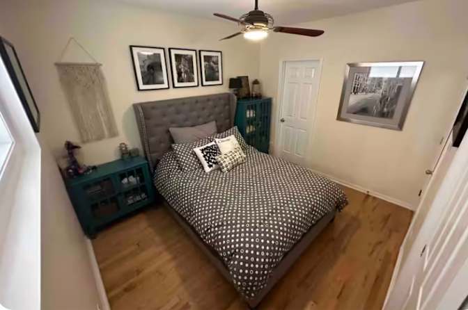 Mia's room