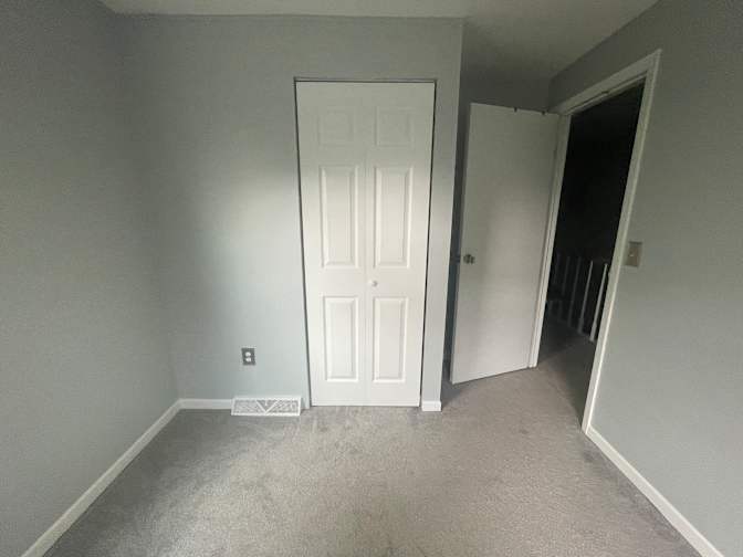 Amanda Xhilone's room