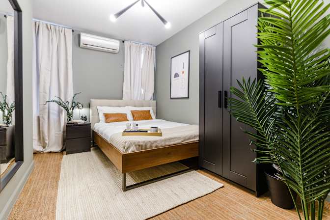 Sam June's room