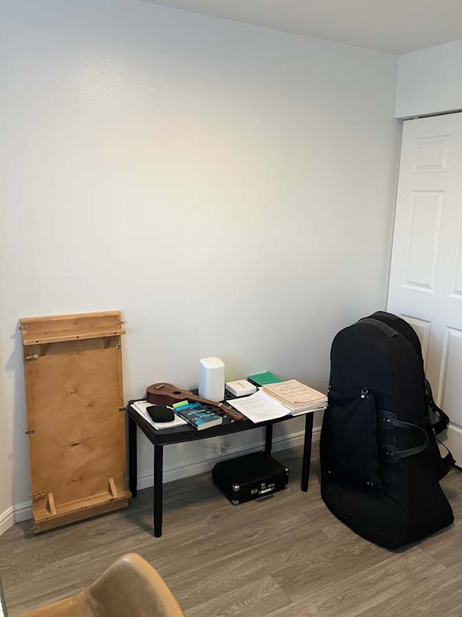 Enrique Tellez's room
