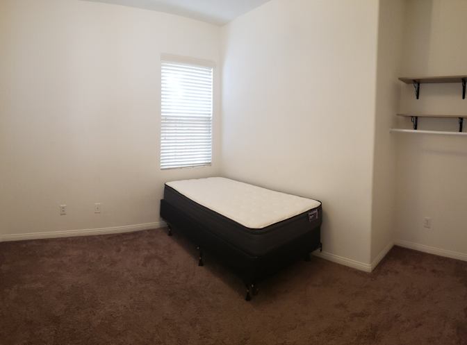 Andrea's room