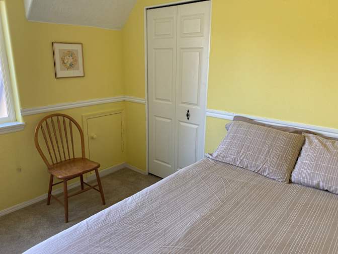 Linda's room