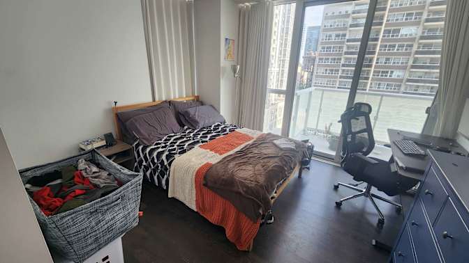 Aung's room