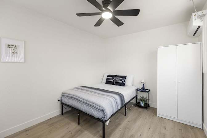 PadSplit's room