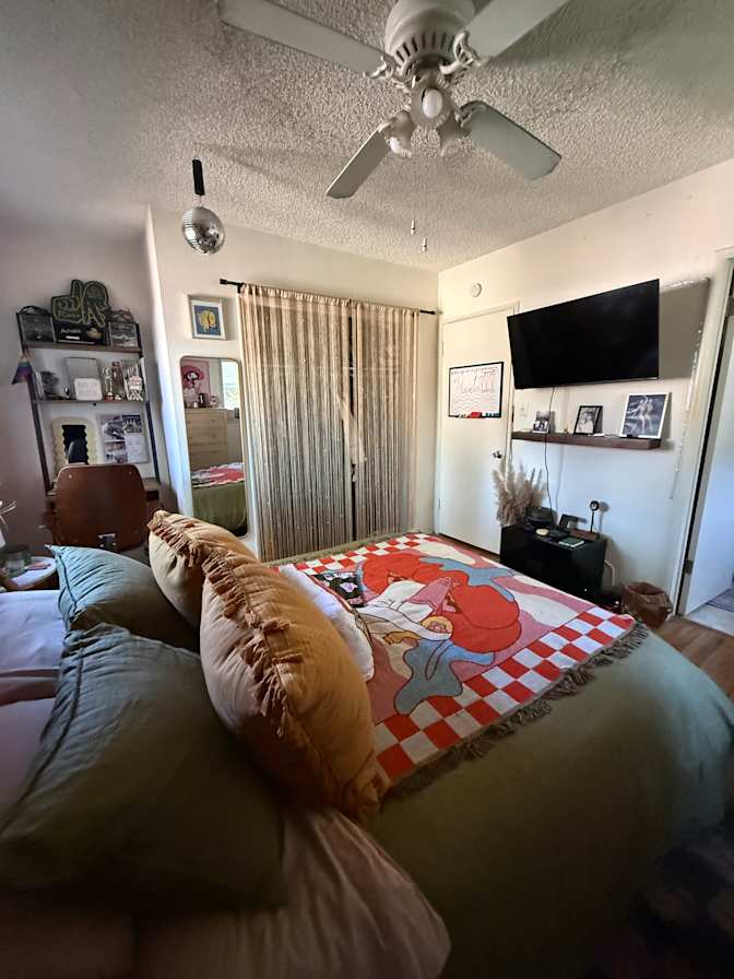 Stacy's room