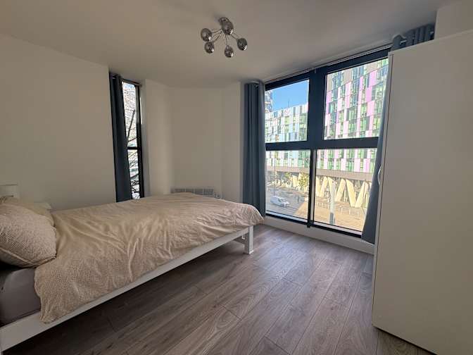 Max's room