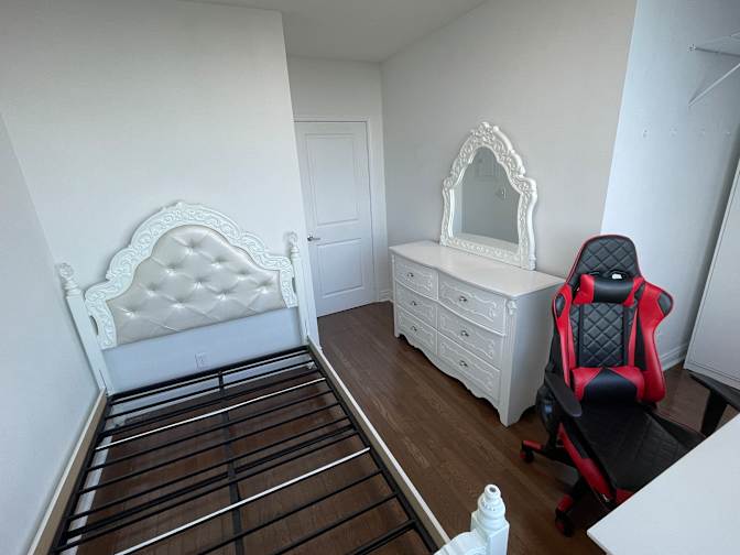 HCh's room