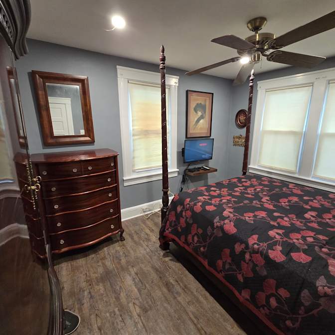 robert a gustafson's room