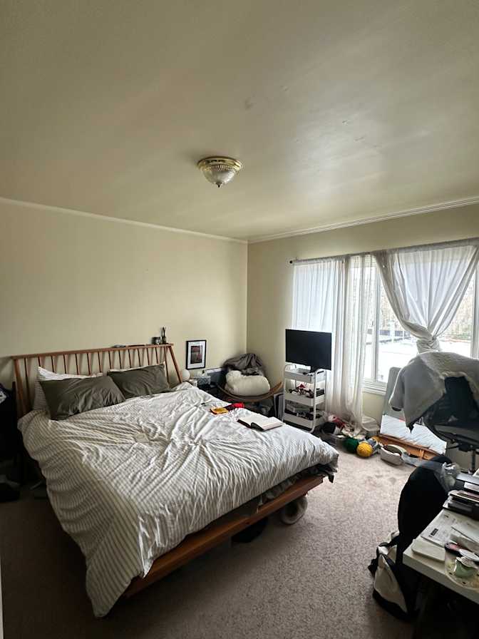 Tracy Yang's room
