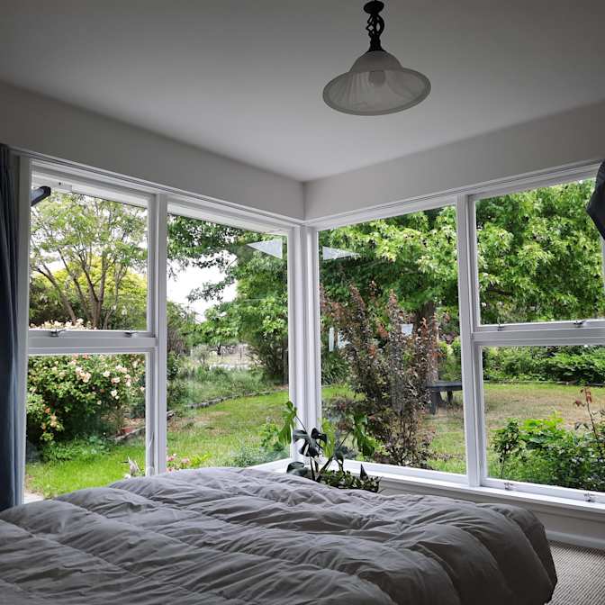 Lee's room