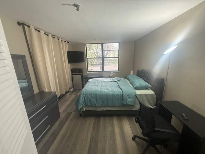 Thomas's room