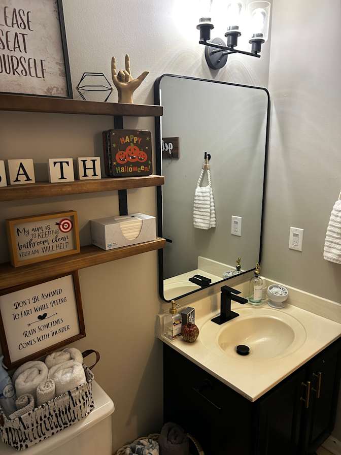 Mo's room