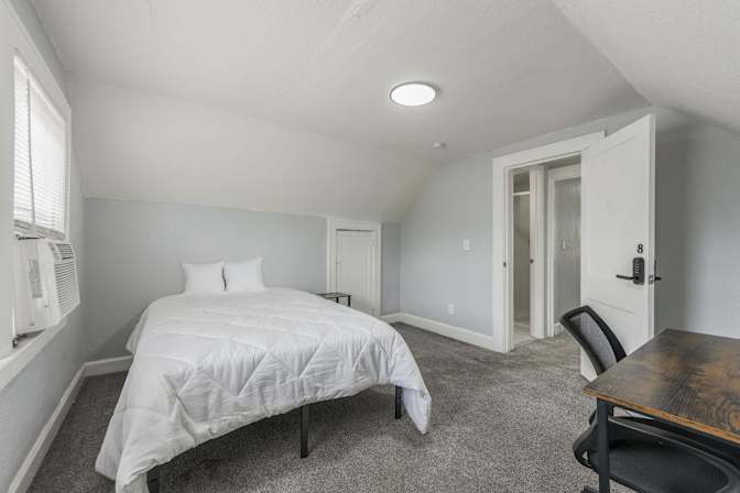PadSplit's room