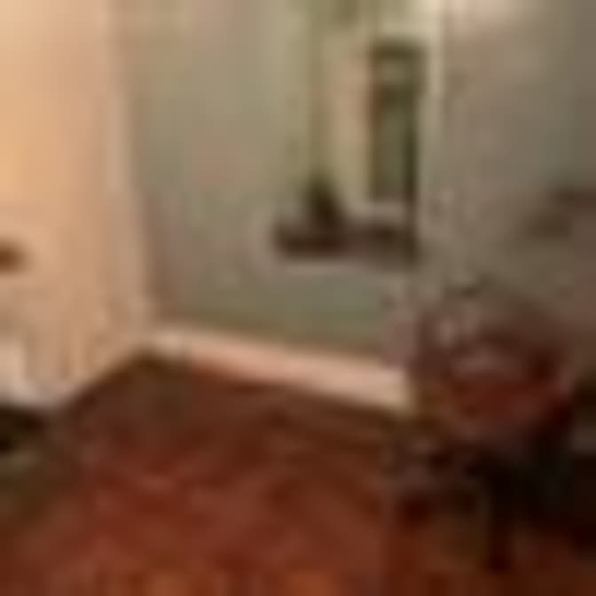 Lenny's room