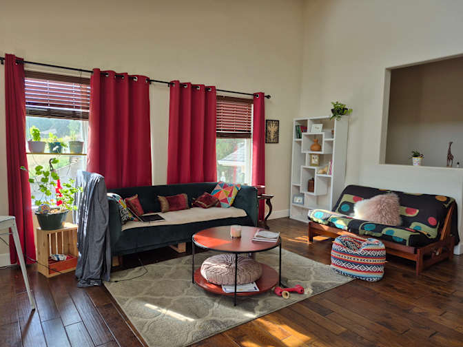 Regina S Tafoya's room
