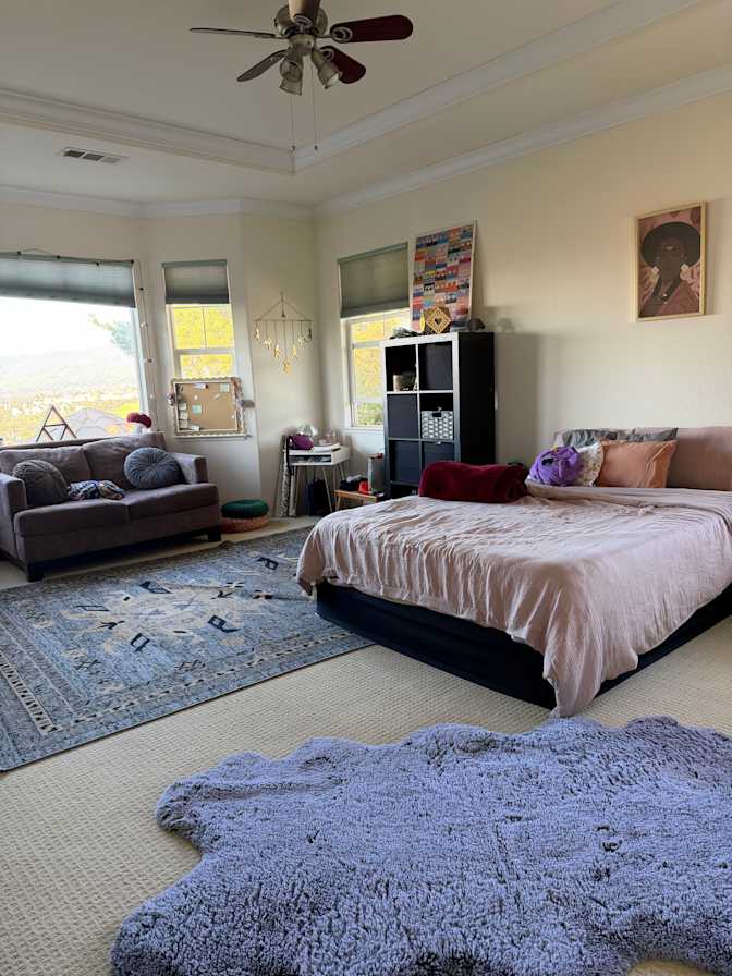 Ali's room