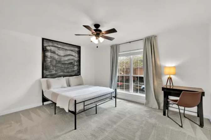 Juan's room