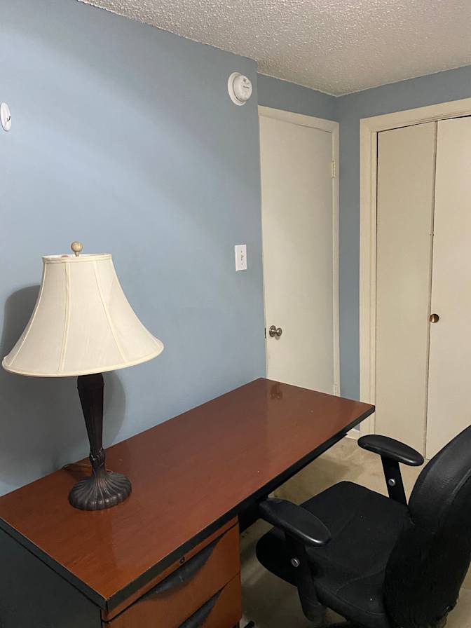 Linda's room