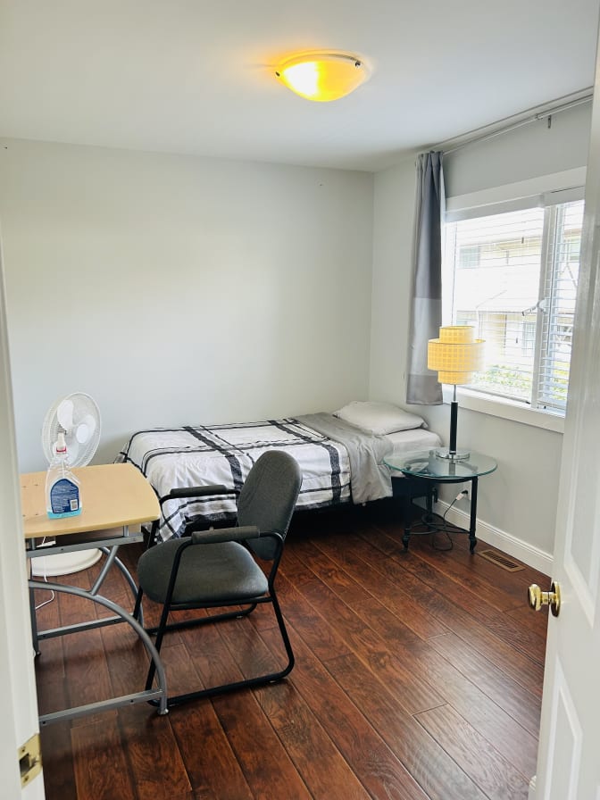 Shan's room