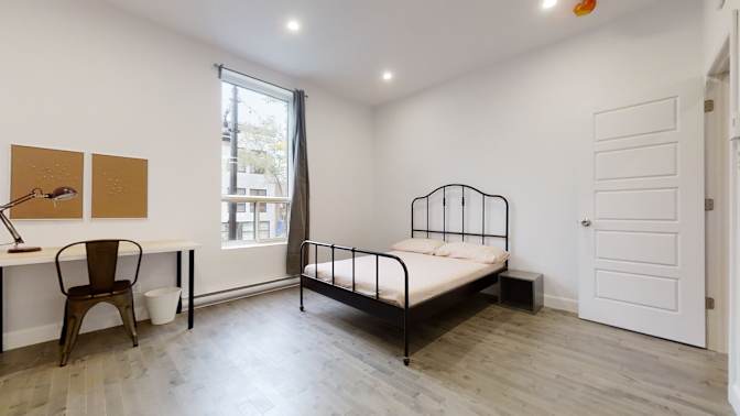 Tom Landrey's room