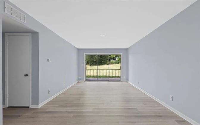Alcove Rooms's room