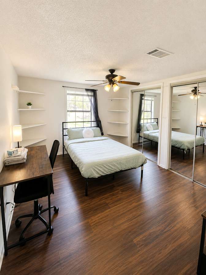 Rizing Phoenix Management's room